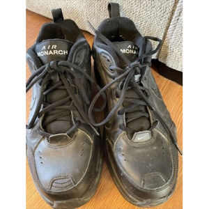 Nike Air Monarch IV Black Leather Running Shoes 416355-001 Men Size 9.5 Sneakers